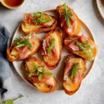 Brie-Crostini-With-Prosciutto-Recipe